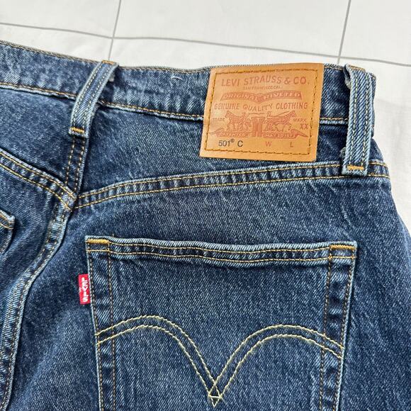 Levi's Premium Jeans Womens 29x34 Blue 501 Curve Dark Wash Button Fly Denim - Picture 9 of 16